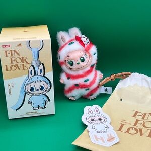 Labubu- H- Little Debbie